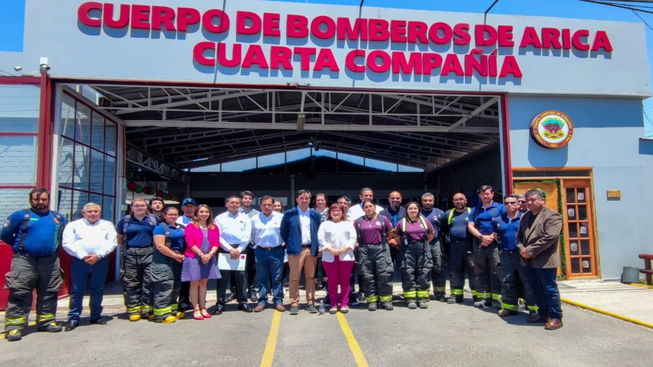 Subsecretaria de Bienes Nacionales entregó terreno a la Cuarta Compañía de Arica